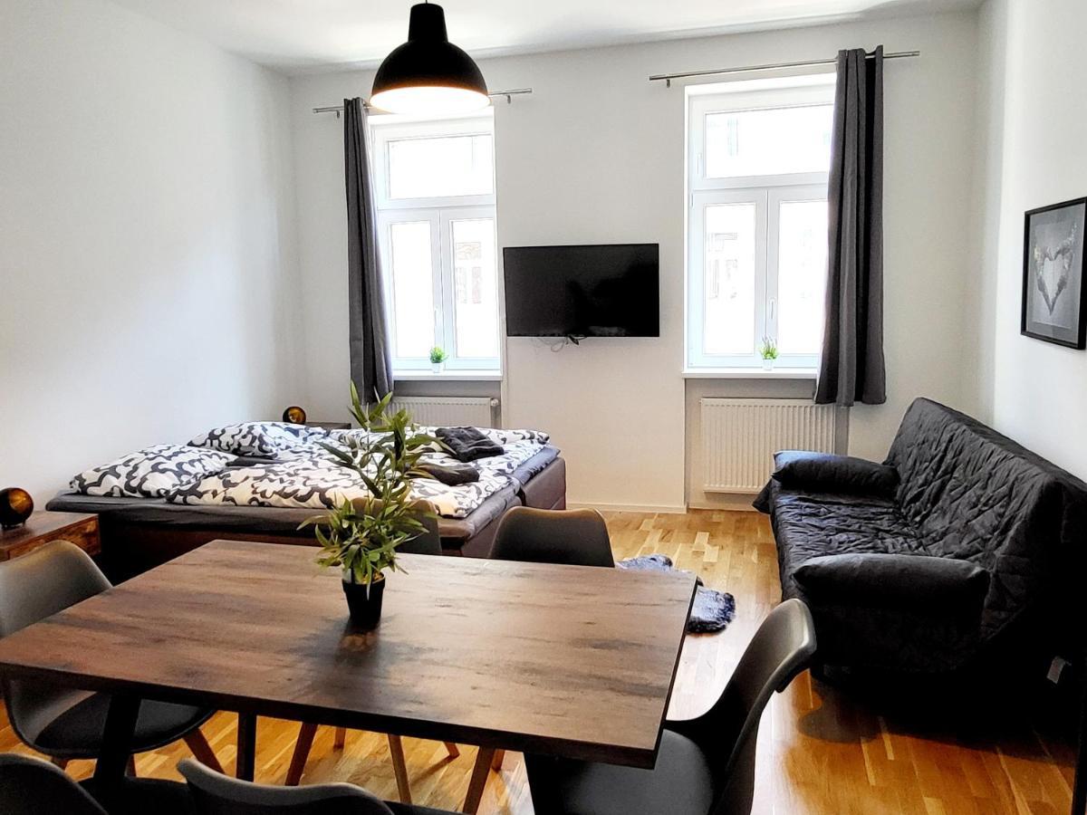 Sunny Apartment With 1 Balcony Viena Exterior foto