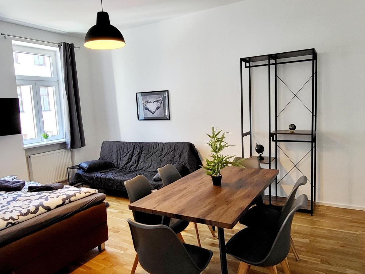Sunny Apartment With 1 Balcony Viena Exterior foto